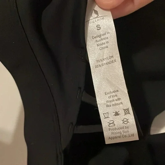 Icyzone Sports Bra size S NWT - Picture 4 of 5